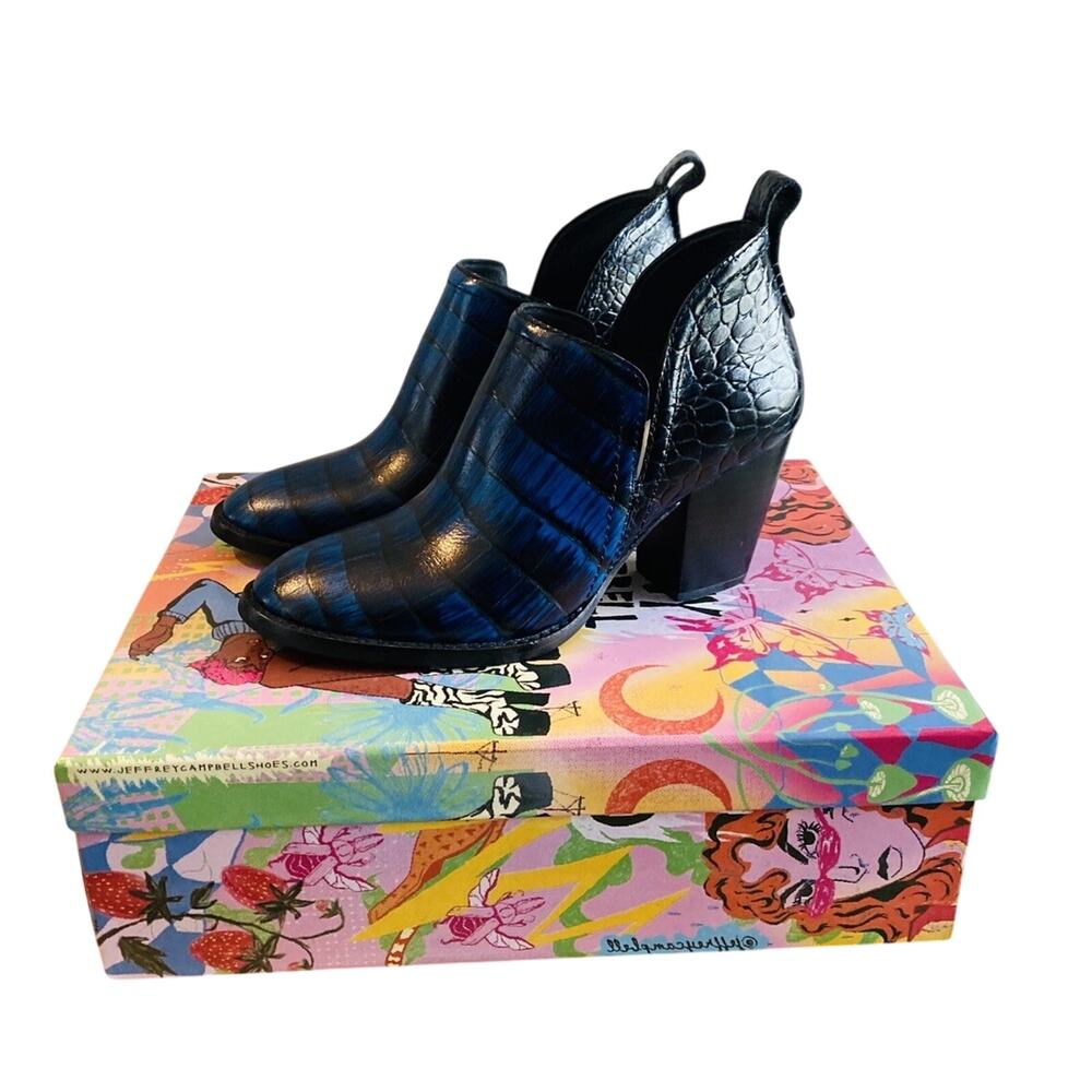 New in Box Jeffrey Campbell Rosalee Blue Crocodile Booties Women Size 8 M